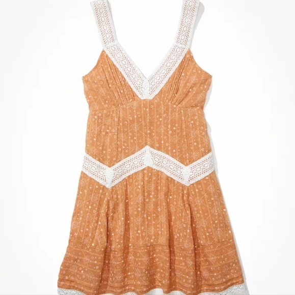 AMERICAN EAGLE MINI LACE DRESS WITH POCKETS  SIZE XS EUC - Picture 3 of 5